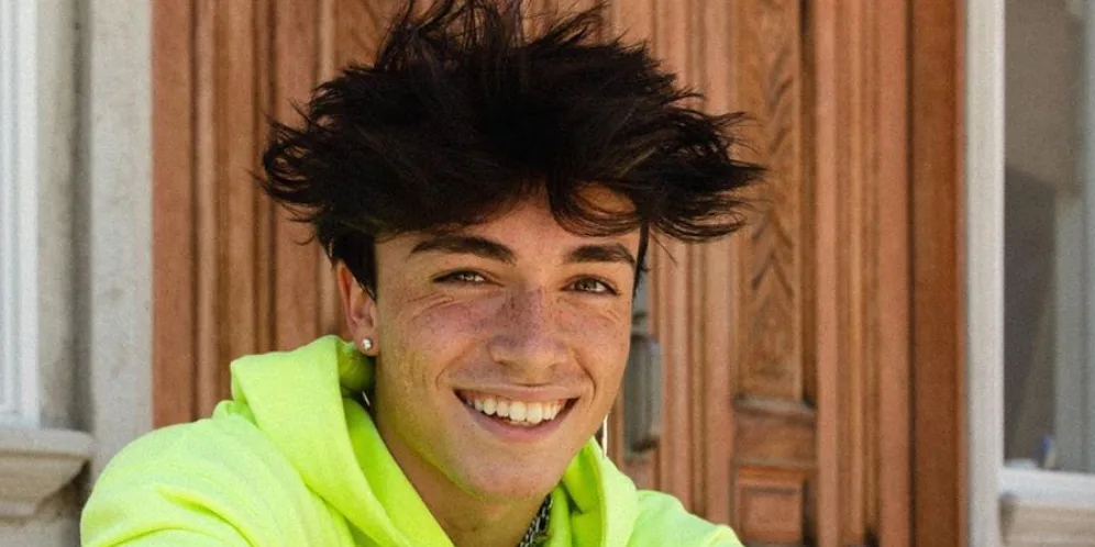 Quinton Griggs Biography: Age, Instagram, Girlfriend, Net Worth, TikTok, Height, Songs, Birthday, Twitter, Wikipedia, Merch, Cynthia Parker Quinton Griggs Biography: Age, Instagram, Girlfriend, Net Worth, TikTok, Height, Songs, Birthday, Twitter, Wikipedia, Merch, Cynthia Parker