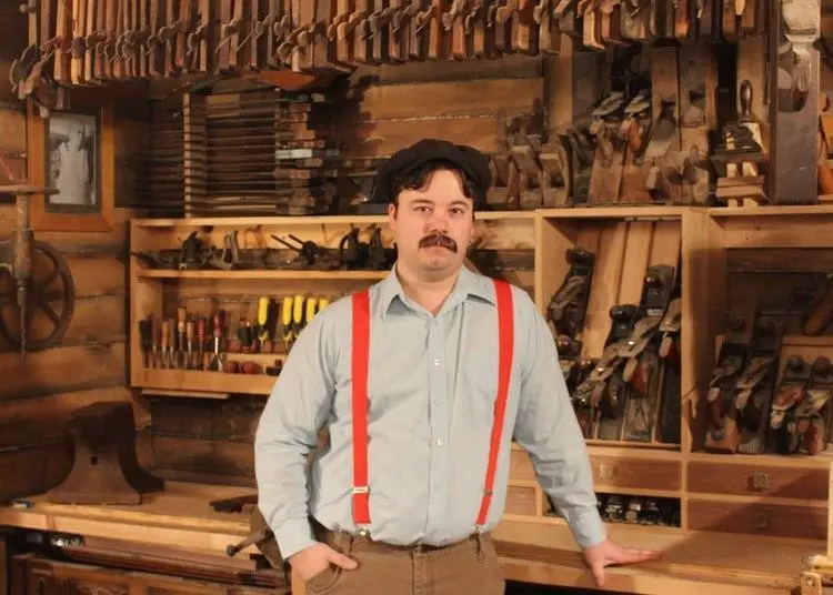 Roy Underhill’s daughter Rachel Underhill Biography: Age, Net Worth, Boyfriend, TikTok, Instagram, Wikipedia, LinkedIn, Twitter, Photos, Brother, Siblings