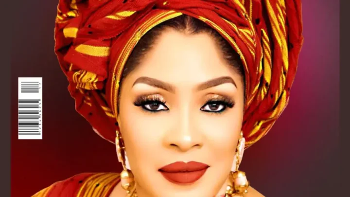 Emmanuella Ropo Biography: Age, Ex, Husband, Net Worth, Instagram, Wasiu Ayinde, Ooni Of Ife, K1, Titi Marshal, Pictures, Wikipedia