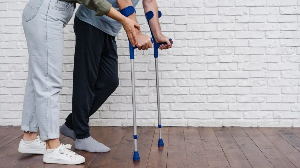 What Are the Most Popular Walking Assistance Devices for Seniors?