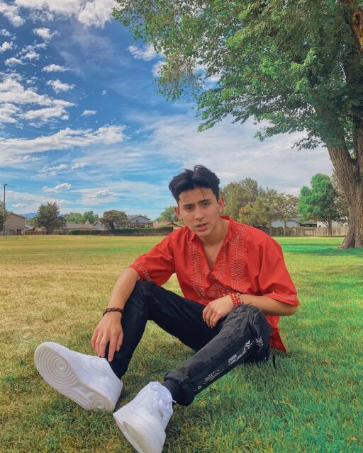 Alex Guzman (Blesiv) Biography, Age, Girlfriend, Net Worth, TikTok, Height, Tour, Facebook, Friends, LinkedIn, Instagram, Wikipedia