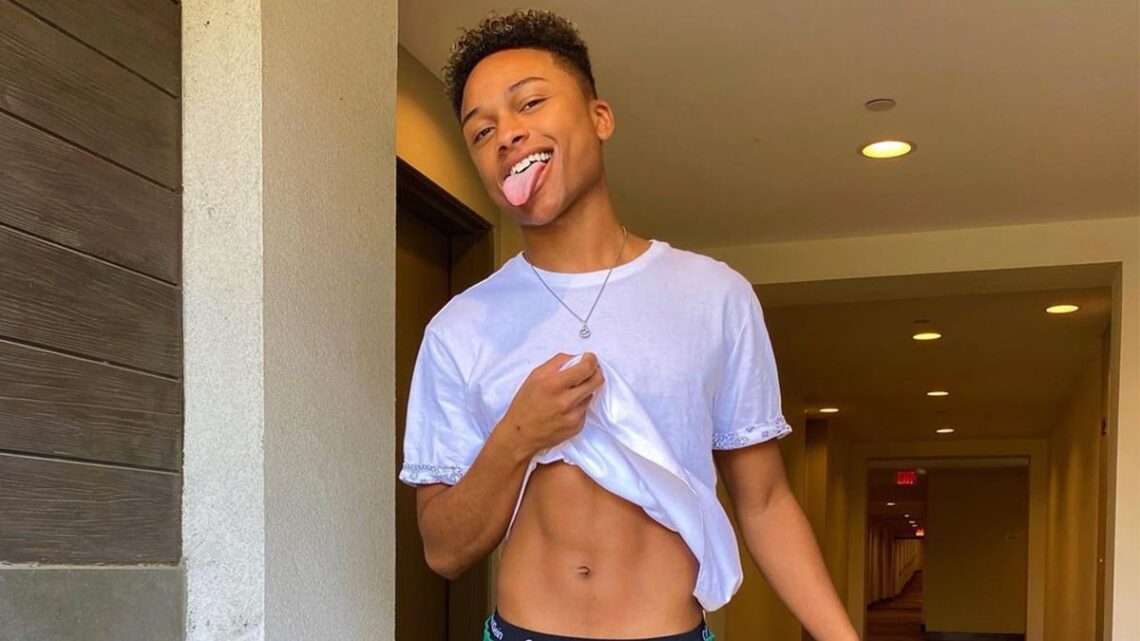 Andre Swilley Biography: Age, Girlfriend, TikTok, Net Worth, Twitter, Songs, Instagram, Height, YouTube, Gabby Morrison, Wikipedia, Photos Andre Swilley Biography: Age, Girlfriend, TikTok, Net Worth, Twitter, Songs, Instagram, Height, YouTube, Gabby Morrison, Wikipedia, Photos