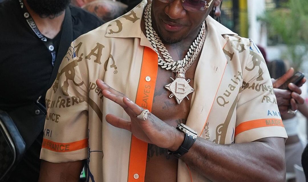 Bugzy Malone Biography: Net Worth, Movies, Age, Girlfriend, Songs, Height, Clothing, Tours, Wikipedia, Sister, Real Name Bugzy Malone Biography: Net Worth, Movies, Age, Girlfriend, Songs, Height, Clothing, Tours, Wikipedia, Sister, Real Name