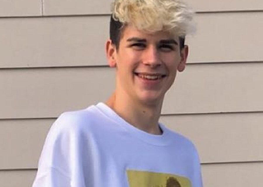 Derkslurp Biography: Age, Boyfriend, Height, Gender, Net Worth, Merch, Girlfriend, Pictures, TikTok, Real Name, YouTube, House, Feet, Wikipedia, Gay? Derkslurp Biography: Age, Boyfriend, Height, Gender, Net Worth, Merch, Girlfriend, Pictures, TikTok, Real Name, YouTube, House, Feet, Wikipedia, Gay?