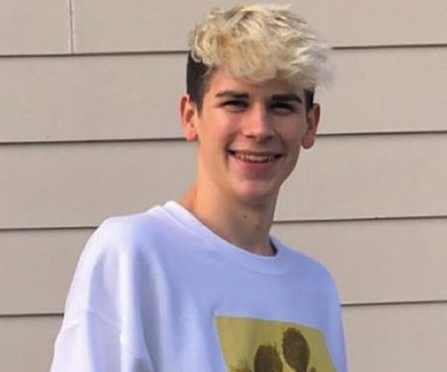 Derkslurp Bio, Age, Boyfriend, Height, Gender, Net Worth, Merch, Girlfriend, Pictures, TikTok, Real Name, YouTube, House, Feet, Wikipedia, Gay