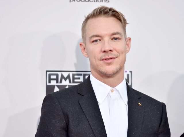 Diplo Bio: Net Worth, Songs, Age, Wife, Instagram, Real Name, Genre, Children, Girlfriend, Young, Tour, Friends, Wikipedia