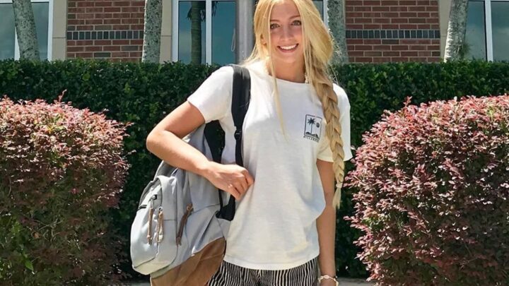 Hannah Mae Dugmore Biography: Boyfriend, Age, Height, Net Worth, Brother, Songs, Facebook, Instagram, TikTok, Wikipedia, Pen15