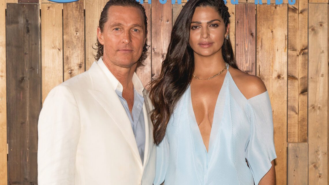 Matthew McConaughey Biography: Wife, Oscar, Movies, Age, Height, Net Worth, Books, Children, TV Shows, Instagram, Mom, Wikipedia, Brothers Matthew McConaughey Biography: Wife, Oscar, Movies, Age, Height, Net Worth, Books, Children, TV Shows, Instagram, Mom, Wikipedia, Brothers
