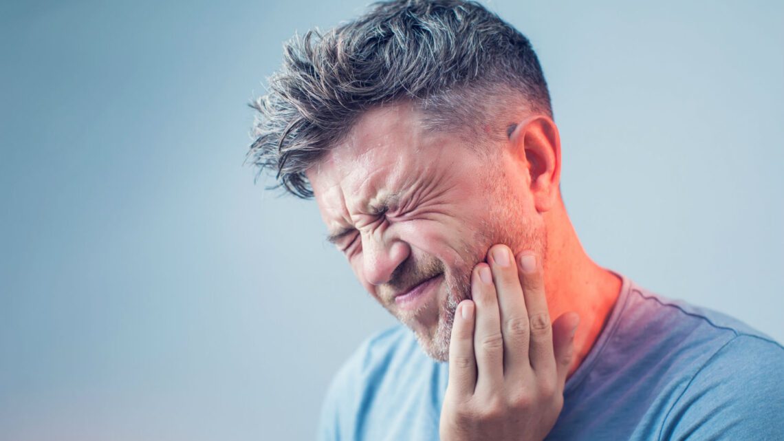Symptoms, Causes, and Treatment Plan to Cure Toothache Symptoms, Causes, and Treatment Plan to Cure Toothache