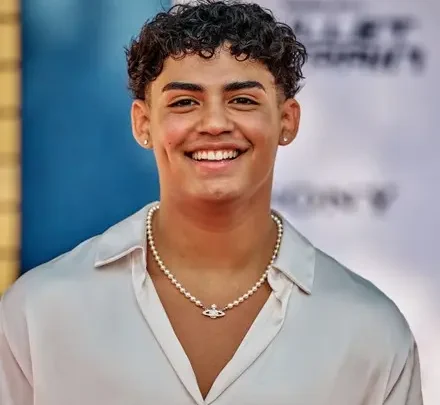 Alejandro Rosario Biography: Height, Net Worth, Age, Girlfriend, Friends, Twitch, Parents, Baseball, Nationality, Brother, Ethnicity, Instagram, Wikipedia Alejandro Rosario Biography: Height, Net Worth, Age, Girlfriend, Friends, Twitch, Parents, Baseball, Nationality, Brother, Ethnicity, Instagram, Wikipedia