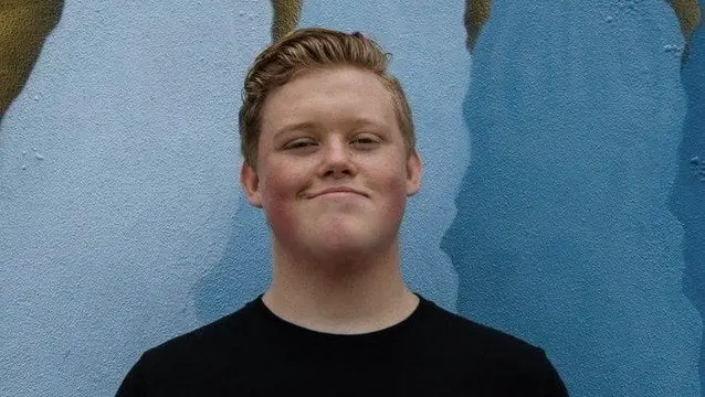 Brandon Bowen Biography: Age, Girlfriend, Net Worth, YouTube, Vine, Instagram, TikTok, Wikipedia, Photos Brandon Bowen Biography: Age, Girlfriend, Net Worth, YouTube, Vine, Instagram, TikTok, Wikipedia, Photos
