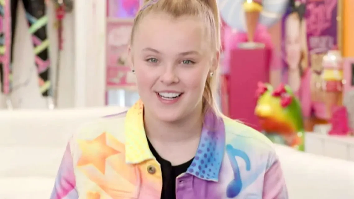 JoJo Siwa Biography: Net Worth, Boyfriend, Age, Songs, Parents, Movies,m TV Shows, Height, TikTok, Real Name, Boomerang, Wikipedia