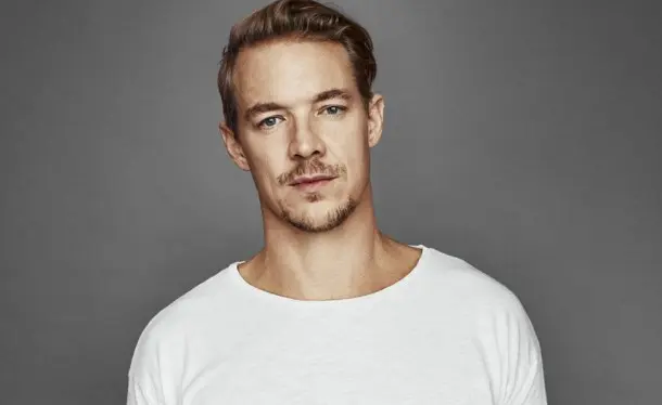 Diplo Biography: Net Worth, Songs, Age, Wife, Instagram, Real Name, Genre, Children, Girlfriend, Young, Tour, Friends, Wikipedia Diplo Biography: Net Worth, Songs, Age, Wife, Instagram, Real Name, Genre, Children, Girlfriend, Young, Tour, Friends, Wikipedia