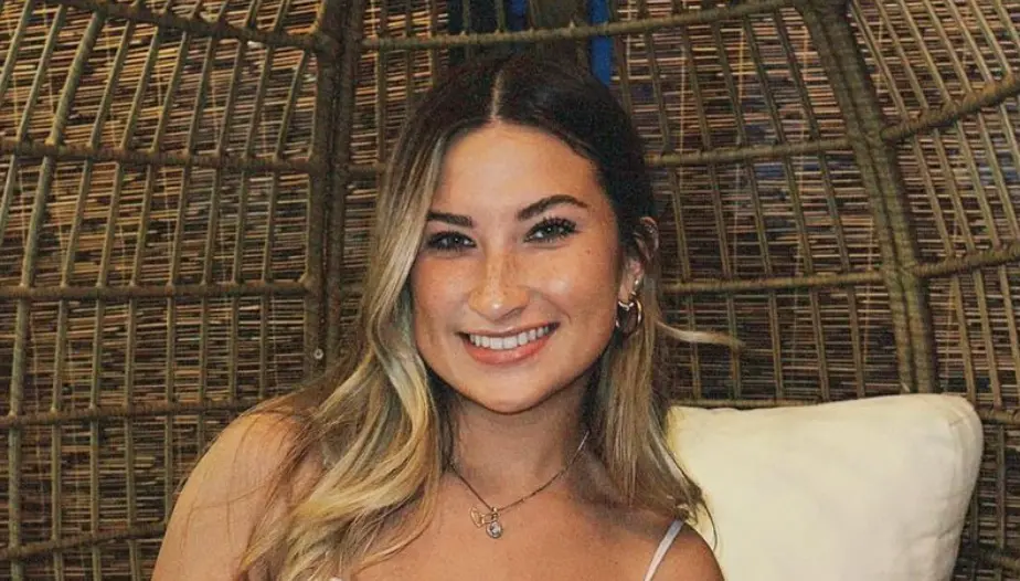 Hannah Rylee Biography: Age, Twitter, Net Worth, Birthday, Height, Boyfriend, Elmo O’Dwyer, Last Name, Instagram, YouTube, Wikipedia, Ethnicity, TikTok