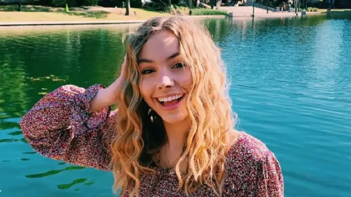 Alex French Biography: Age, Height, Boyfriend, Parcast, TikTok, Net Worth, Birthday, Instagram, Journalist, Musician, Animal, Wikipedia, College Alex French Biography: Age, Height, Boyfriend, Parcast, TikTok, Net Worth, Birthday, Instagram, Journalist, Musician, Animal, Wikipedia, College