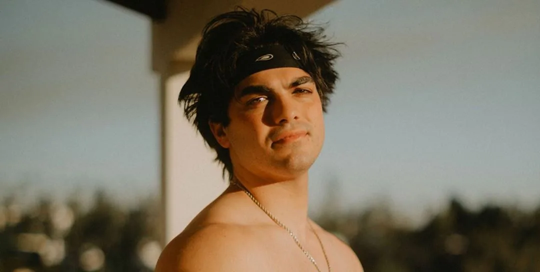 Thomas Petrou Biography: Net Worth, Brother, Age, Girlfriend, Tattoo, Parents, Height, Cousin, YouTube, Team 10, Wikipedia, House, Twitter