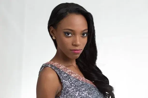 Ruënna Mercelina Biography: Boyfriend, Age, Net Worth, Husband, Wikipedia, Height, Family, Photos