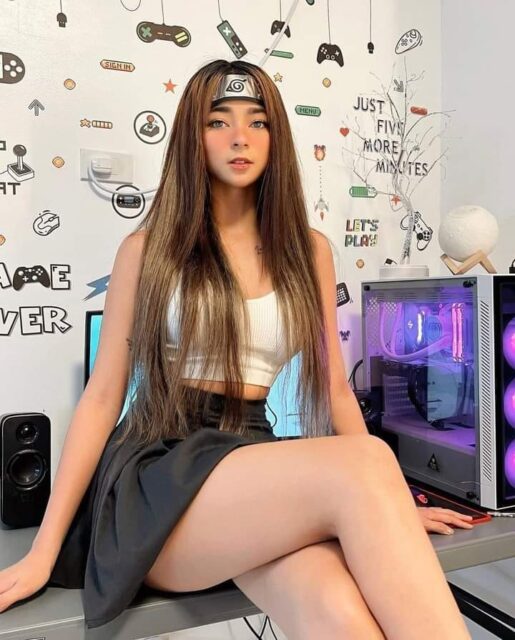AJ Raval Biography: Boyfriend, Age, Net Worth, Mother, Real Name, Father, Children, Instagram, Partner, Height, Instagram, Twitter, Wikipedia AJ Raval Biography: Boyfriend, Age, Net Worth, Mother, Real Name, Father, Children, Instagram, Partner, Height, Instagram, Twitter, Wikipedia