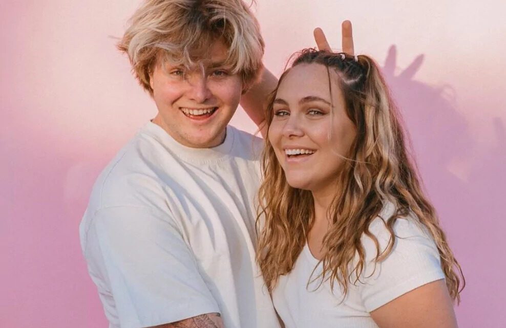 Alex Warren Biography: Age, Parents, TikTok, Net Worth, Girlfriend, Parents, Height, LinkedIn, YouTube, Wikipedia, Instagram, Twitter, Merch Alex Warren Biography: Age, Parents, TikTok, Net Worth, Girlfriend, Parents, Height, LinkedIn, YouTube, Wikipedia, Instagram, Twitter, Merch
