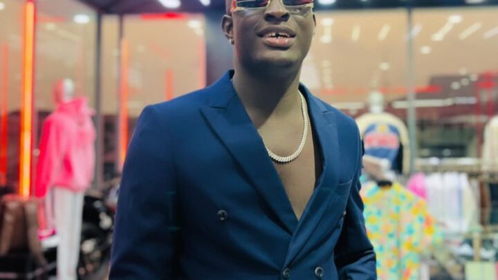 Carter Efe Biography: Age, Car, Girlfriend, Machala Lyrics, Father, Tribe, Net Worth, Brother, Songs, Wikipedia