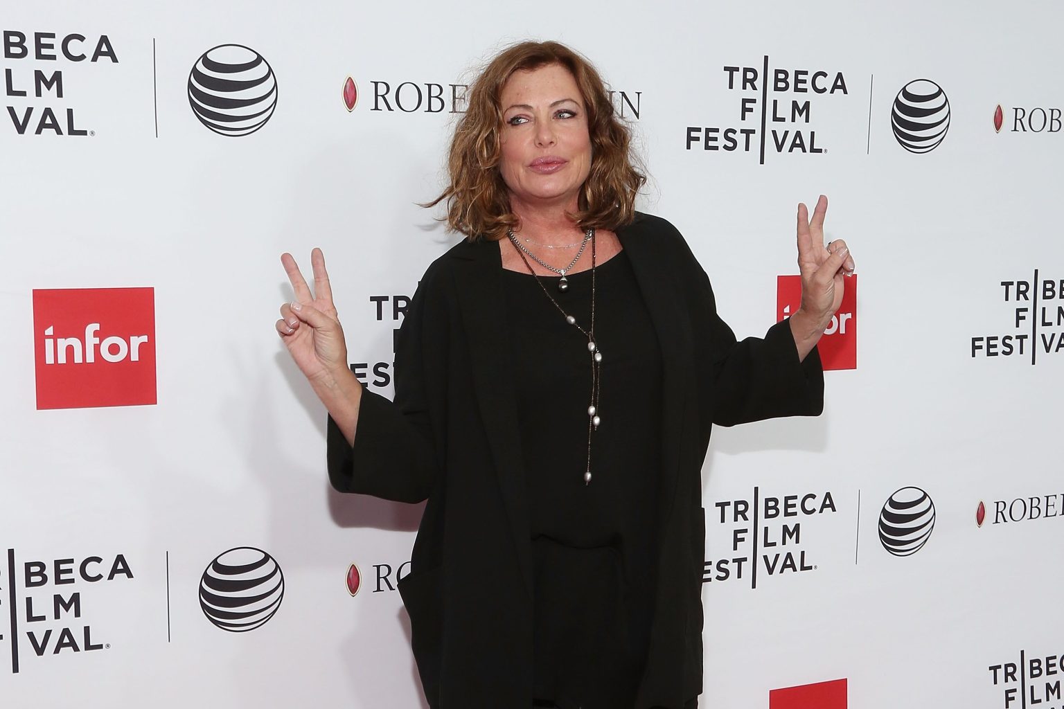 Kelly LeBrock Biography: Movies, Age, Husband, Children, Net Worth ...