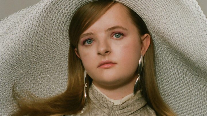 Milly Shapiro Biography: Boyfriend, Sister, Age, Parents, Net Worth, Disability, Height, Instagram, Hereditary, Wikipedia, Related To Ben Shapiro?