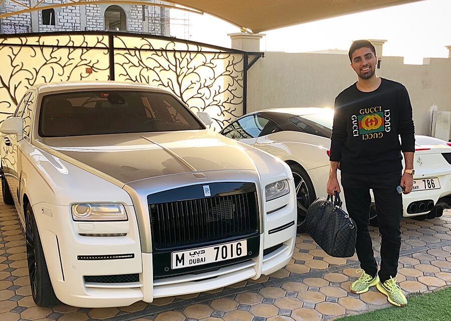 Mo Vlogs Biography: Real Name, Age, Sister, Net Worth, Girlfriend, Father, YouTube, Wife, Arabic, Religion, Wikipedia, Nationality, Instagram Mo Vlogs Biography: Real Name, Age, Sister, Net Worth, Girlfriend, Father, YouTube, Wife, Arabic, Religion, Wikipedia, Nationality, Instagram