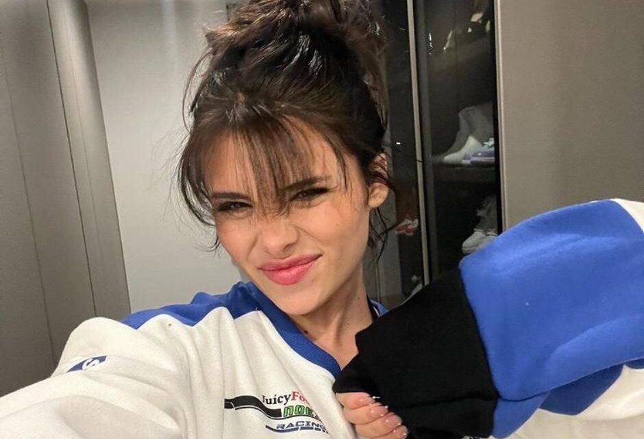 Nessa Barrett Biography: Age, Height, TikTok, Net Worth, Songs, Hair, JXDN, Lyrics, Nationality, Birthday, Instagram, Mom, Twitter, Merch Nessa Barrett Biography: Age, Height, TikTok, Net Worth, Songs, Hair, JXDN, Lyrics, Nationality, Birthday, Instagram, Mom, Twitter, Merch