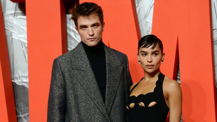 Robert Pattinson Biography: Wife, Age, Batman, Net Worth, Height, Instagram, Movies, Girlfriend, Meme, Young, Wikipedia, Partner, Siblings