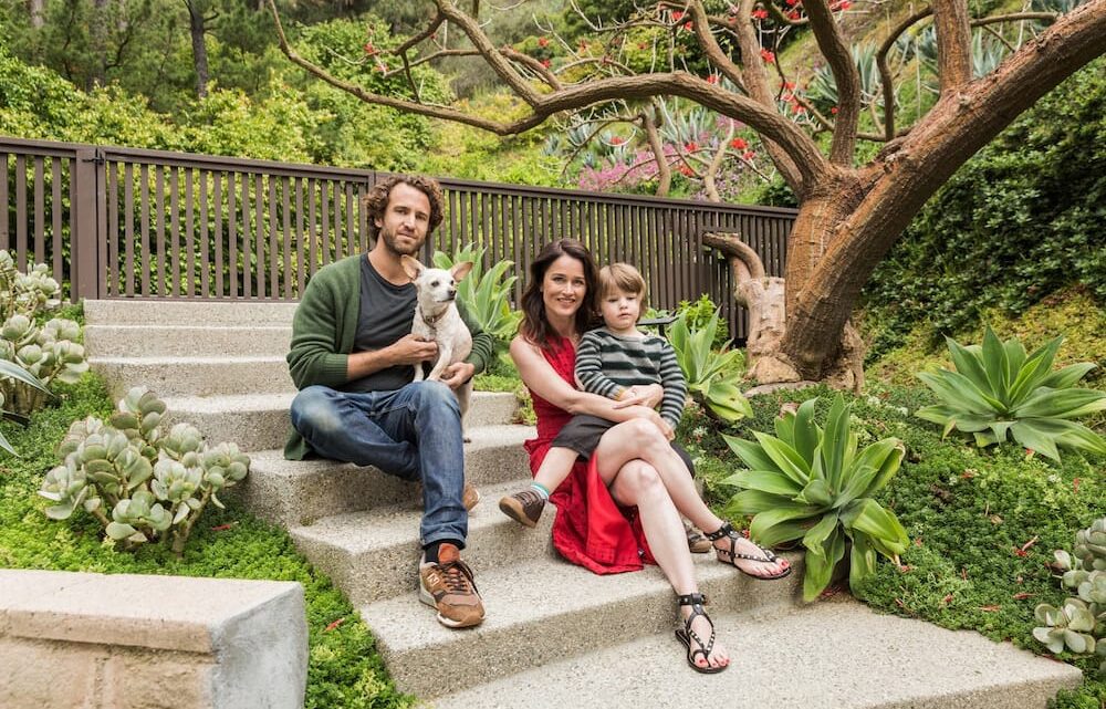 Robin Tunney Biography: Boyfriend, Net Worth, Husband, Age, Accident, Movies, Height, Partner, Instagram, IMDb, The Craft, House, Simon Baker, Wikipedia Robin Tunney Biography: Boyfriend, Net Worth, Husband, Age, Accident, Movies, Height, Partner, Instagram, IMDb, The Craft, House, Simon Baker, Wikipedia