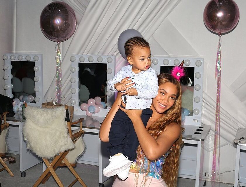 Sir Carter Biography: Net Worth, Age, Parents, TikTok, Siblings, Height, Girlfriend, Wikipedia, Beyonce, Photos Now, Twin Sister Rumi Carter Sir Carter Biography: Net Worth, Age, Parents, TikTok, Siblings, Height, Girlfriend, Wikipedia, Beyonce, Photos Now, Twin Sister Rumi Carter