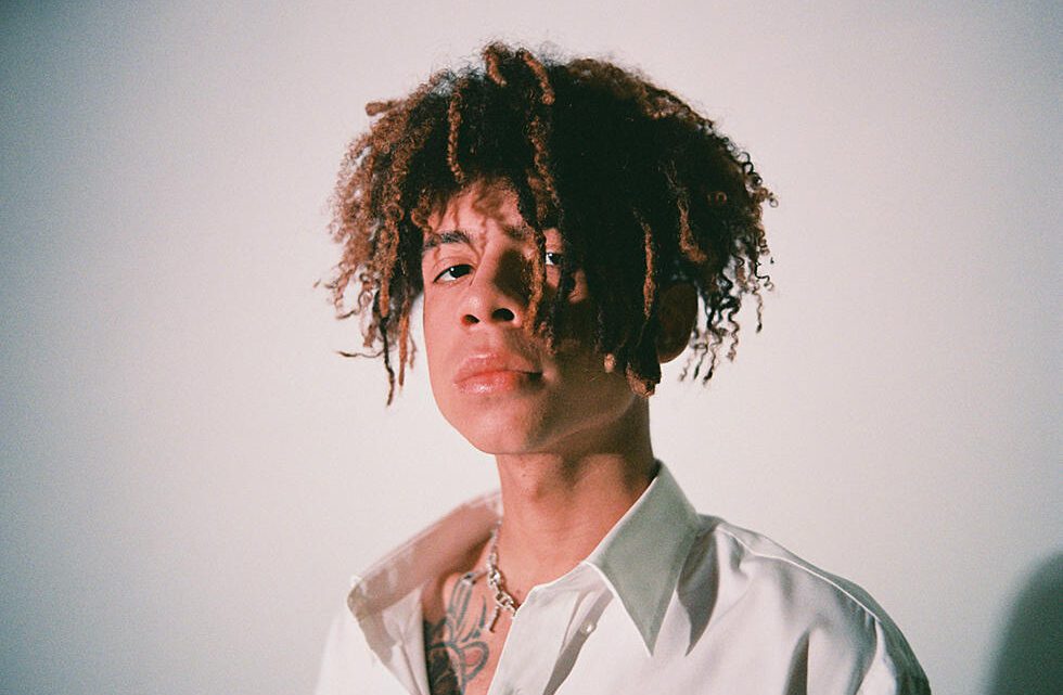 iann dior Biography: Height, Age, Nationality, Net Worth, Girlfriend, Tour, Parents, Songs, High School, Merch, Wikipedia, Instagram iann dior Biography: Height, Age, Nationality, Net Worth, Girlfriend, Tour, Parents, Songs, High School, Merch, Wikipedia, Instagram
