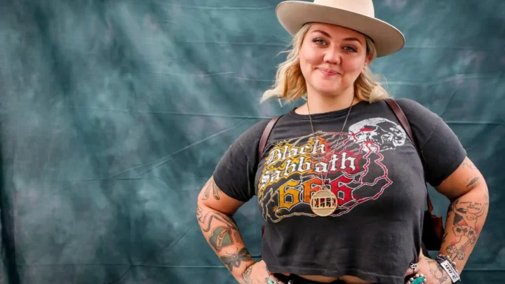 Elle King Biography: Net Worth, Husband, Age, Songs, Tattoos, Wedding Photos, Dad, Instagram, Video, Tour, Wikipedia, Height, Wheelchair, Parents Elle King Biography: Net Worth, Husband, Age, Songs, Tattoos, Wedding Photos, Dad, Instagram, Video, Tour, Wikipedia, Height, Wheelchair, Parents