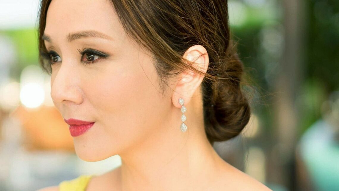 Diana Ser Biography: Husband, Company, Age, Net Worth, Mother, Height, Sister, Parents, Instagram, Family, House, Son, Wikipedia Diana Ser Biography: Husband, Company, Age, Net Worth, Mother, Height, Sister, Parents, Instagram, Family, House, Son, Wikipedia