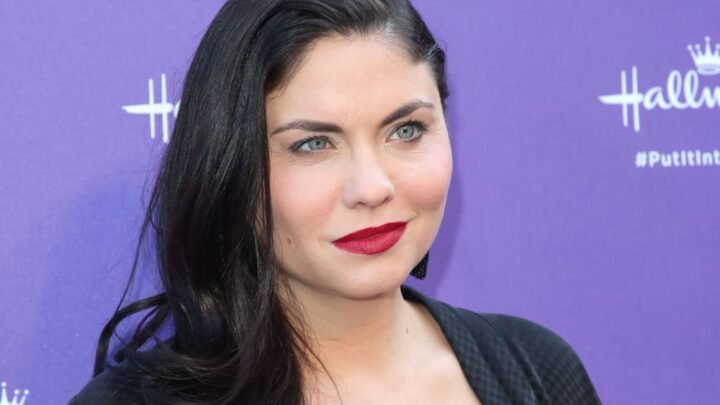 Jodi Lyn O’Keefe Biography: Net Worth, Partner, Boyfriend, Age, Instagram, Movies, TV Shows, Height, Husband, Siblings, Parents, Wikipedia