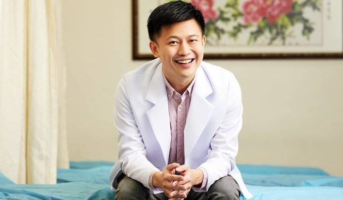 Pornsak Prajakwit Biography: Age, Height, Wife, Net Worth, Girlfriend, Wikipedia, Family, Instagram