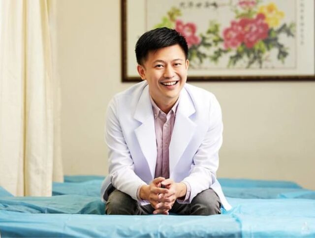 Pornsak Prajakwit Biography: Age, Height, Wife, Net Worth, Girlfriend, Wikipedia, Family, Instagram Pornsak Prajakwit Biography: Age, Height, Wife, Net Worth, Girlfriend, Wikipedia, Family, Instagram