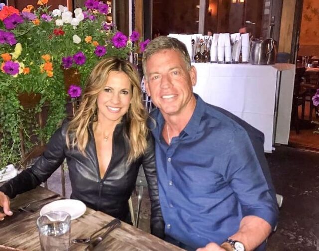 Troy Aikman's Wife Catherine 'Capa' Mooty Bio, Net Worth, Age, Husband, Children, Engagement Ring, Wikipedia, Instagram, Family, Measurement