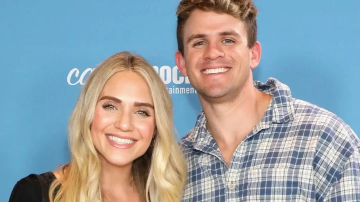 Savannah LaBrant’s Husband Cole LaBrant Biography: Age, Family, Net Worth, Height, Twitter, TikTok, Children, Wife, Wikipedia