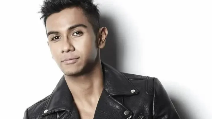 Taufik Batisah Biography: Baby, Wife, Age, Net Worth, Girlfriend, Songs, House, Child, Brother, Height, Shop, Wikipedia, Family