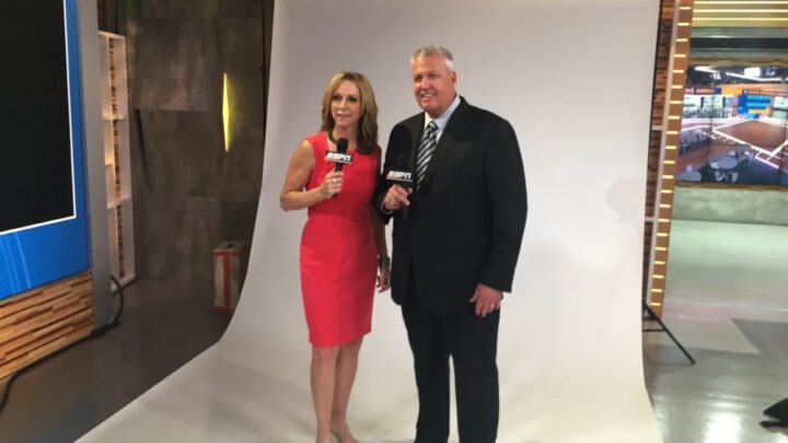 Beth Mowins Biography: Husband, Memes, Net Worth, Accent, Twitter, Age, Videos, Game, ESPN, Wikipedia, Height