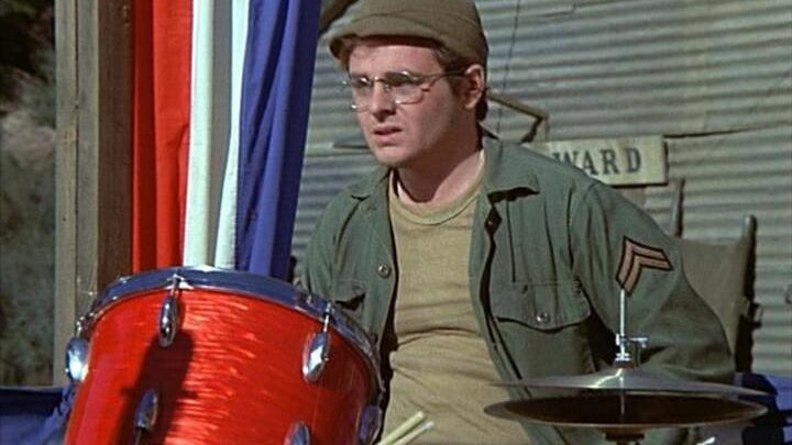 Gary Burghoff Biography: Net Worth, Height, Age, Left Hand, Movies, Wife, Children, TV Shows, Paintings, Still Alive, Wikipedia