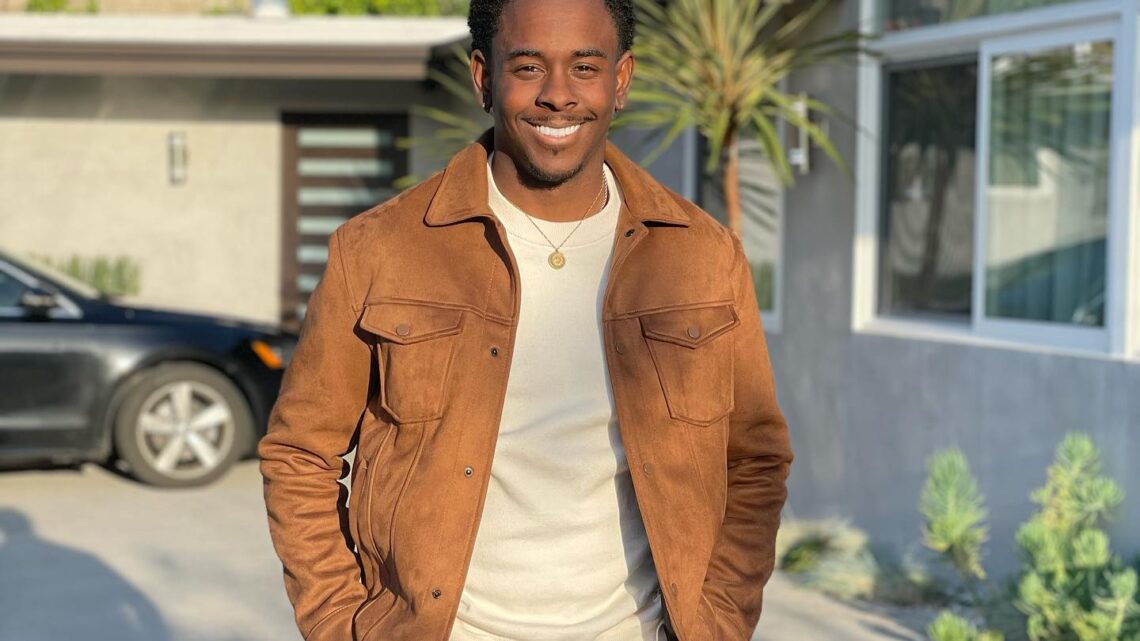 Jojoe Biography: Real Name, Age, Girlfriend, Net Worth, Height, Vine, Videos, Wikipedia Jojoe Biography: Real Name, Age, Girlfriend, Net Worth, Height, Vine, Videos, Wikipedia