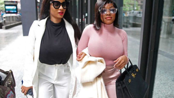 R. Kelly’s Fiancée Joycelyn Savage Biography: Instagram, Age, Book, Net Worth, Twitter, Boyfriend, Child, Height, Wikipedia