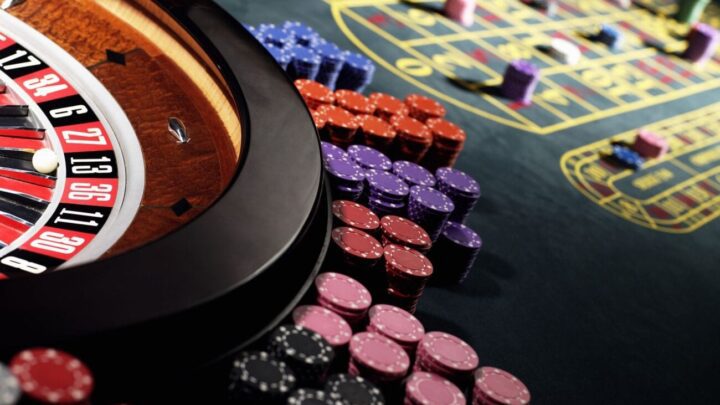 Rich Celebrities Who Choose Zodiac Casino to Relax