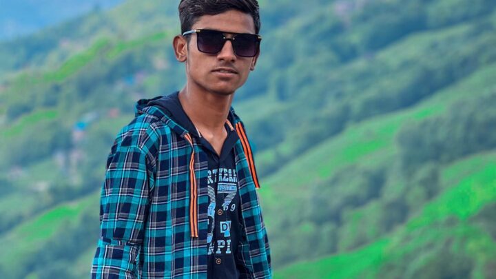 Superstar Rupesh Dewasi Biography: Salary, Age, Girlfriend, Income, Instagram, Net Worth, Contact Number, Wikipedia