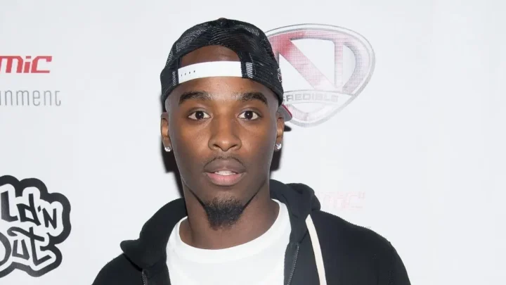 Hitman Holla Biography: Net Worth, Wife, Teeth, Age, Height, Wikipedia, Songs, Instagram, Twitter, Videos, Girlfriend, Child
