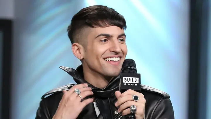 Mitch Grassi Biography: Gender, Height, Age, Voice, Partner, Net Worth, Instagram, Pronouns, Weight Loss, House, Songs, Wikipedia, Vocal Range