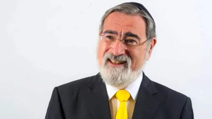Jonathan Sacks, Baron Sacks Biography: Quotes, Age, Cause Of Death, Net Worth, Books, Morality, Wife, Children, YouTube, Height, Wikipedia