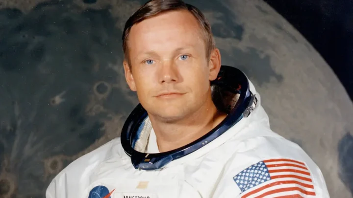 Neil Armstrong Biography: Age, Wife, Cause Of Death, Children, Daughter, Facts, Videos, Quotes, On The Moon, Space Suit, Net Worth